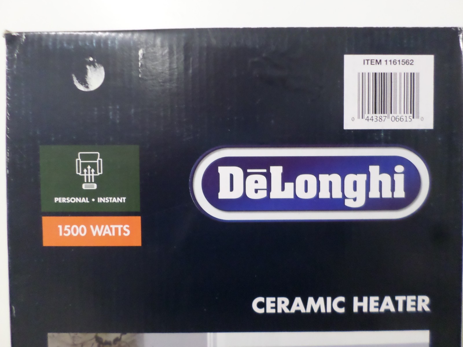 DeLonghi 1500 watt Ceramic Oscillating Tower Heater with Remote HFX 66V15C