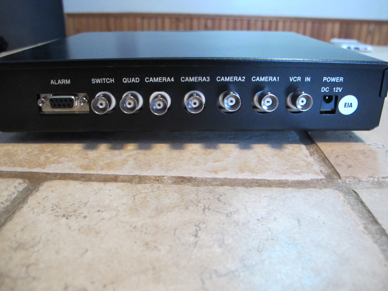 Pro Video RQS-10B B/W Quad Splitter