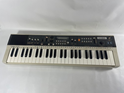 CASIO MT-70 Synthesizer Casiotone 49-Key 20 tones, 10