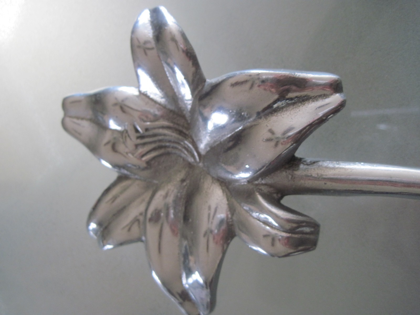 Salad Serving Utensils Fork & Spoon Aluminum Flower Design