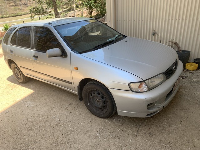 Nissan pulsar 1996