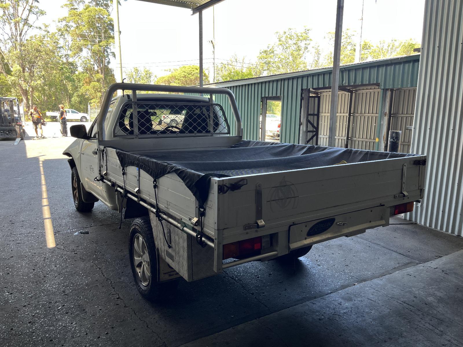 2012 Mitsubishi Triton BRAKE BOOSTER PETROL 2.4 NON ELECTRONIC STABILITY CONTROL TY image 4