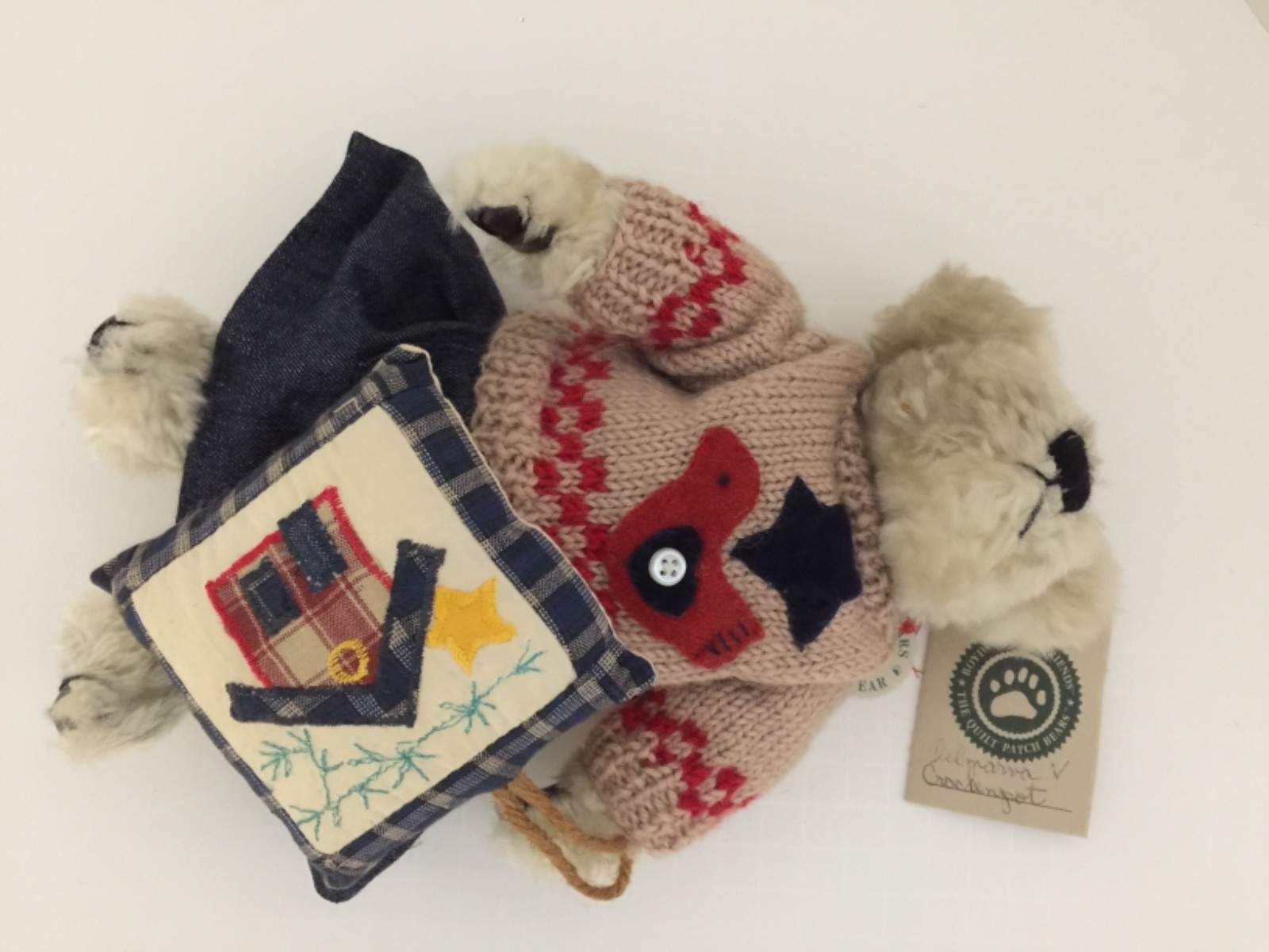 Boyds Bears & Friends DELMARVA V. CRACKENPOT Plush Bear w movable joints - quilt