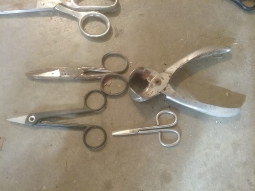 Vintage Lot Of Scissors Shears