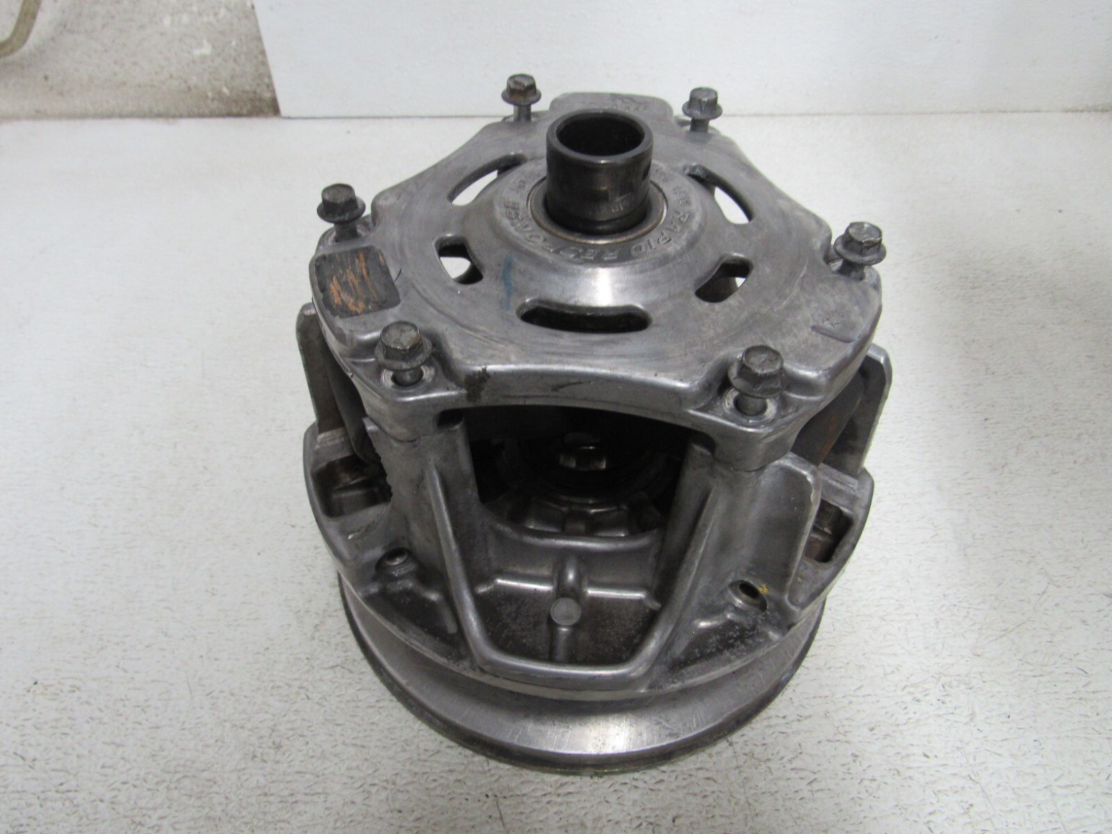 19 ARCTIC CAT M8000 ALPHA ONE 1 PRIMARY CLUTCH DRIVE SHEAVES 19 ARCTIC CAT M8000 ALPHA ONE 1 PRIMARY CLUTCH DRIVE SHEAVES
