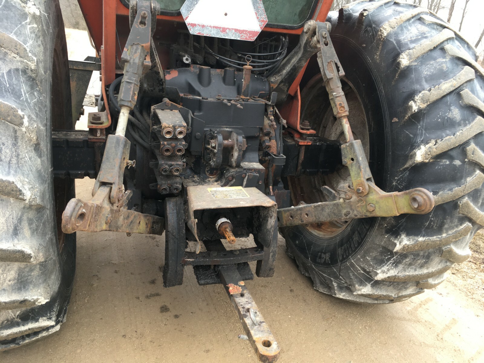 Allis Chalmers 7080 Tractor Runs Good 426 Motor