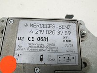 Mercedes S211 W211 E350 06-09 Antennenverstärker Weiche Antenne Mercedes S211 W211 E350 06-09 28.04.2008... Vorschau 5