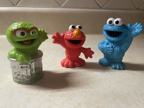 Sesame Street Workshop Toys Lot 3Hasbro Figures Cookie