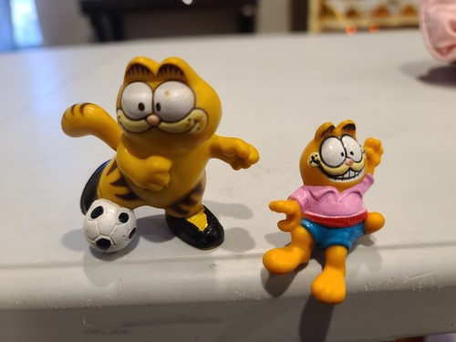 Garfield ベッドで寝るフィギュア 1978年製 Garfield ベッドで寝るフィギュア 1978年製