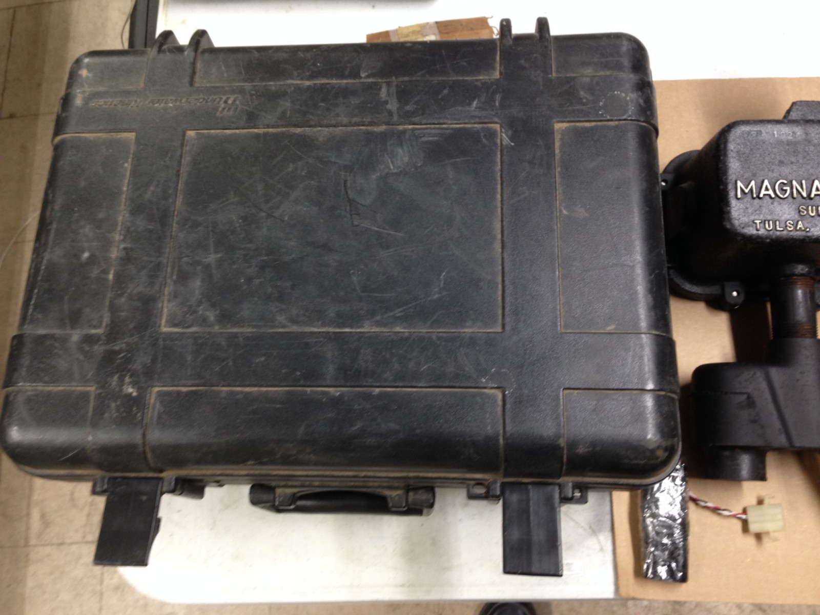 Sun Engineering Magna-SYGG 101 Pipeline Pig Detector, extra battery, Case, Mag