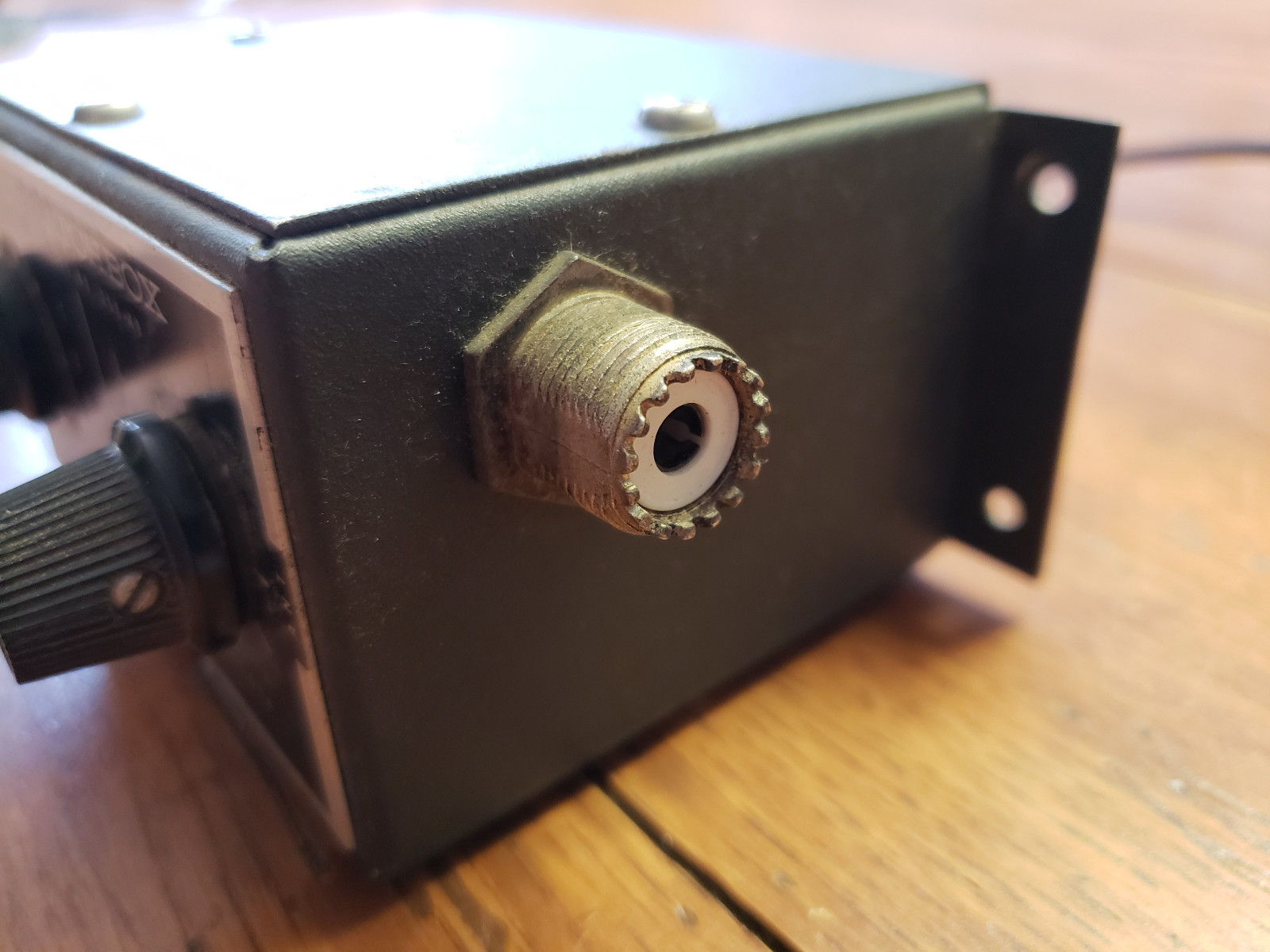 Vintage Johnson Viking USA 250-49 CB Matchbox 1960s Short Wave W Cable Radio ham