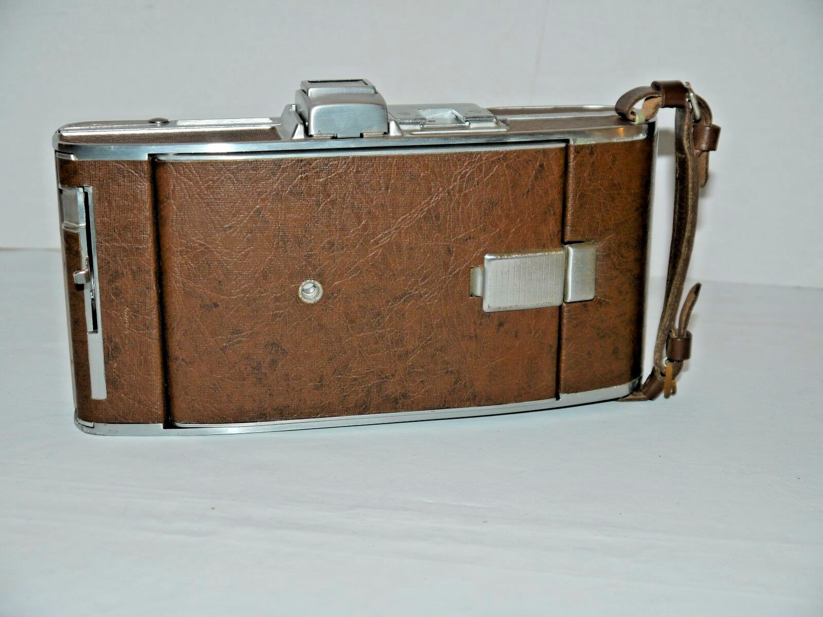 Polaroid speedliner land camera #95a w/polaroid wink-light-camera manuals