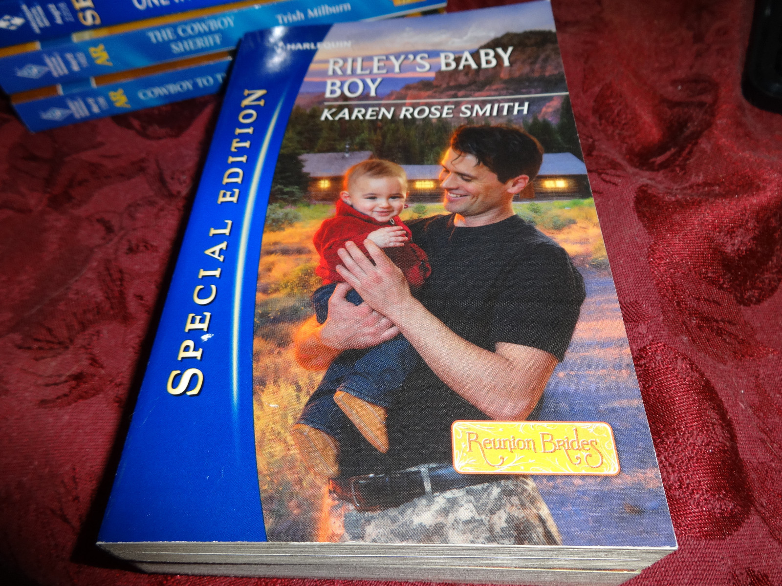 Lot of 6 Harlequin Romance books - 2 American Romance and 4 Special Edition