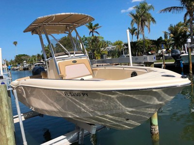 SCOUT*210 XSF*79 HOURS*RAYMARINE GPS*SIDE SCAN*150HP YAMAHA 4 STROKE*TRAILER*FLA