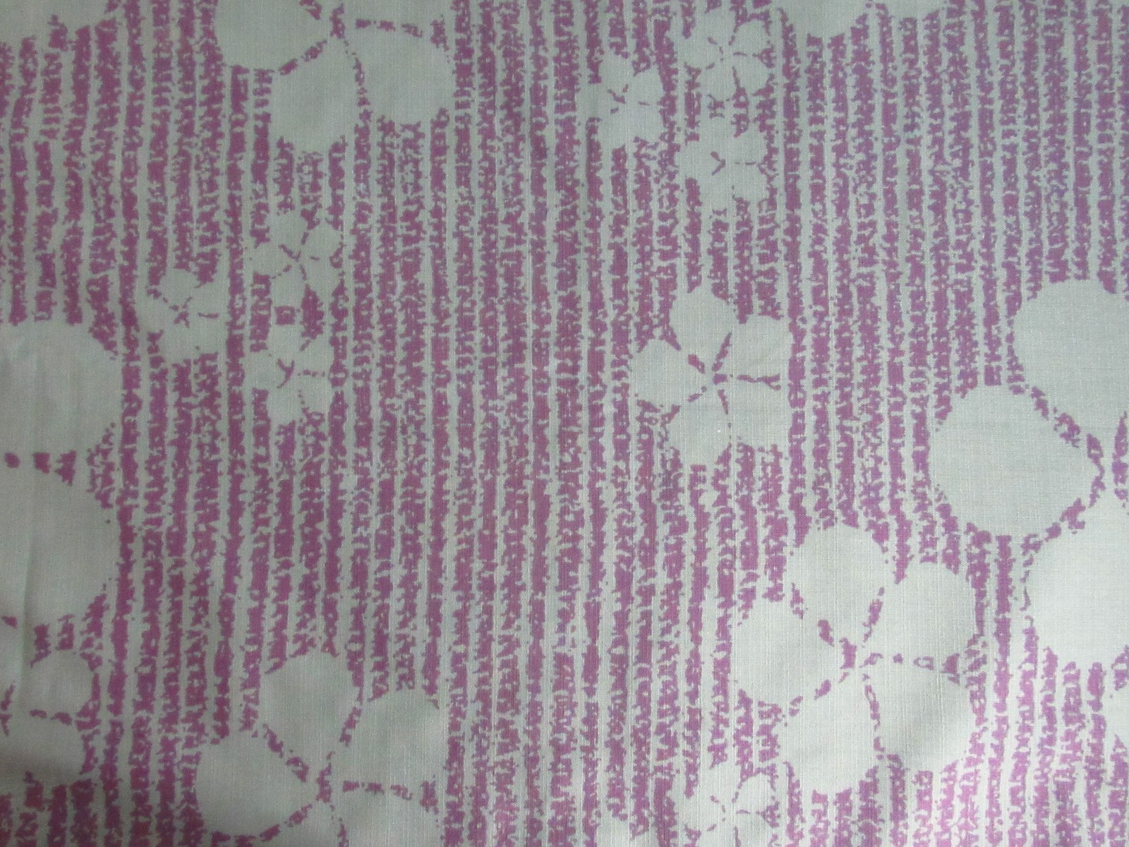 VTG Barkcloth Broken Line Petal Print Fabric 2 yds 44