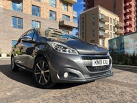 2019 Peugeot 208 1.2 PureTech 82 Signature 5dr [Start Stop] HATCHBACK PETROL Man