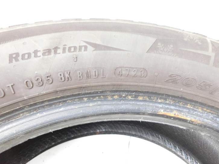 Ford Focus III 3 14-18 4x Reifen Winterreifen Nexen 205/55R16 91H 7.58-8.86mm Ford Focus III 3 14-18 30.09.2016... Vorschau 6