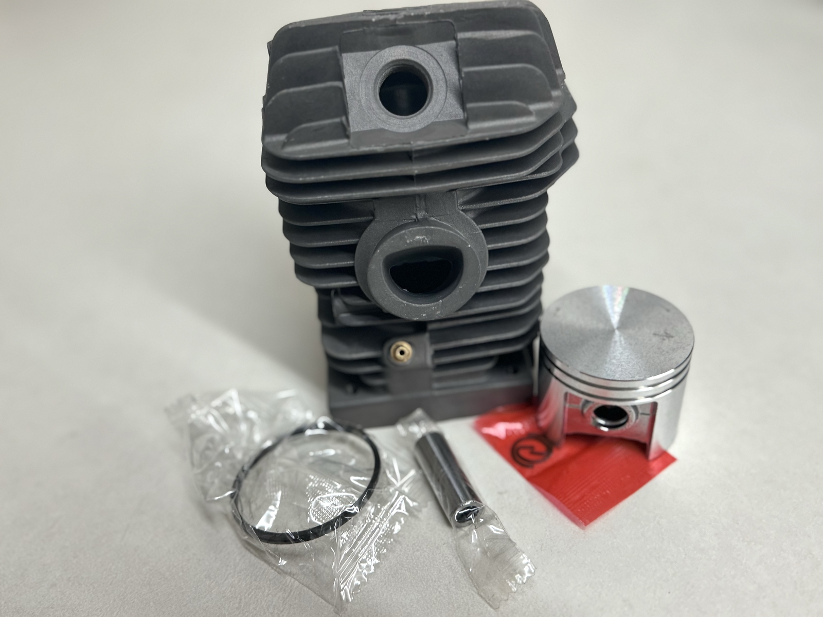 REPLACES STIHL CYLINDER AND PISTON KIT 1123 020 1206 / 1202 025 OEM QUALITY - Picture 1 of 7