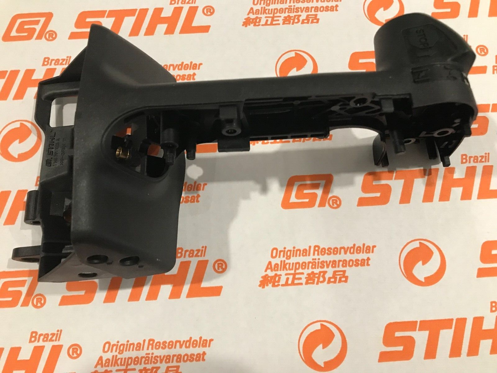 OEM STIHL MS201  non m-tronic   TOP HANDLE HOUSING 1145 790 1014 
