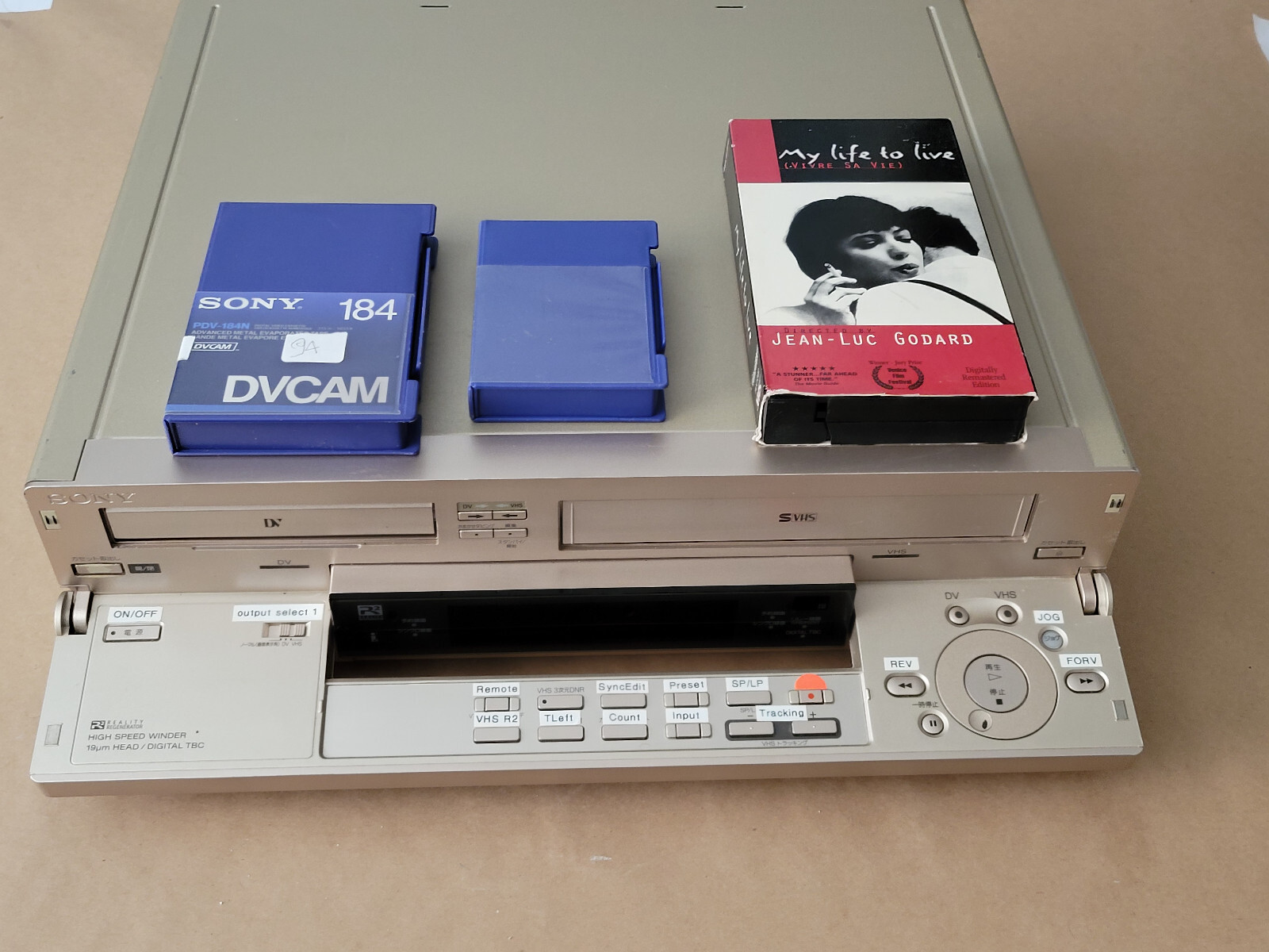 訳ありSONY MINI DV/SVHS ビデオデッキ　ＷＶ－ＤＲ7 Sony ES WV-DR7 DV/Mini DV + SVHS/VHS Video Player Recorder