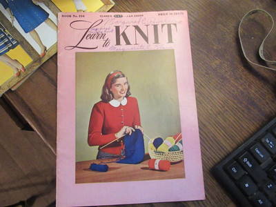 Knit Sweaters for Men Women Children Boys & Girls Coats & Clark Book 234