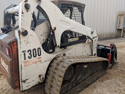 2005 Bobcat T300 high flow Compact Track Skid Steer Loader