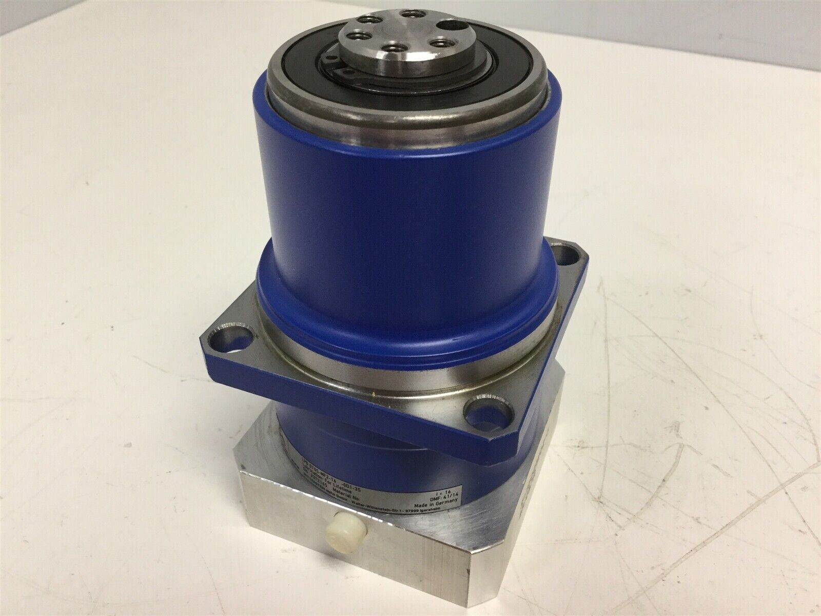 Wittenstein Alpha LPB 070S-MF2-16-0D1-3S Gear Head Ratio: 16 Wittenstein Alpha LPB 070S-MF2-16-0D1-3S Gear Head Ratio: 16