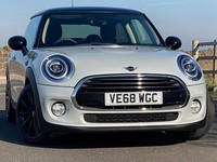 2019 MINI HATCHBACK 1.5 Cooper Classic II Auto - Apple CarPlay & Sat Nav & Heate