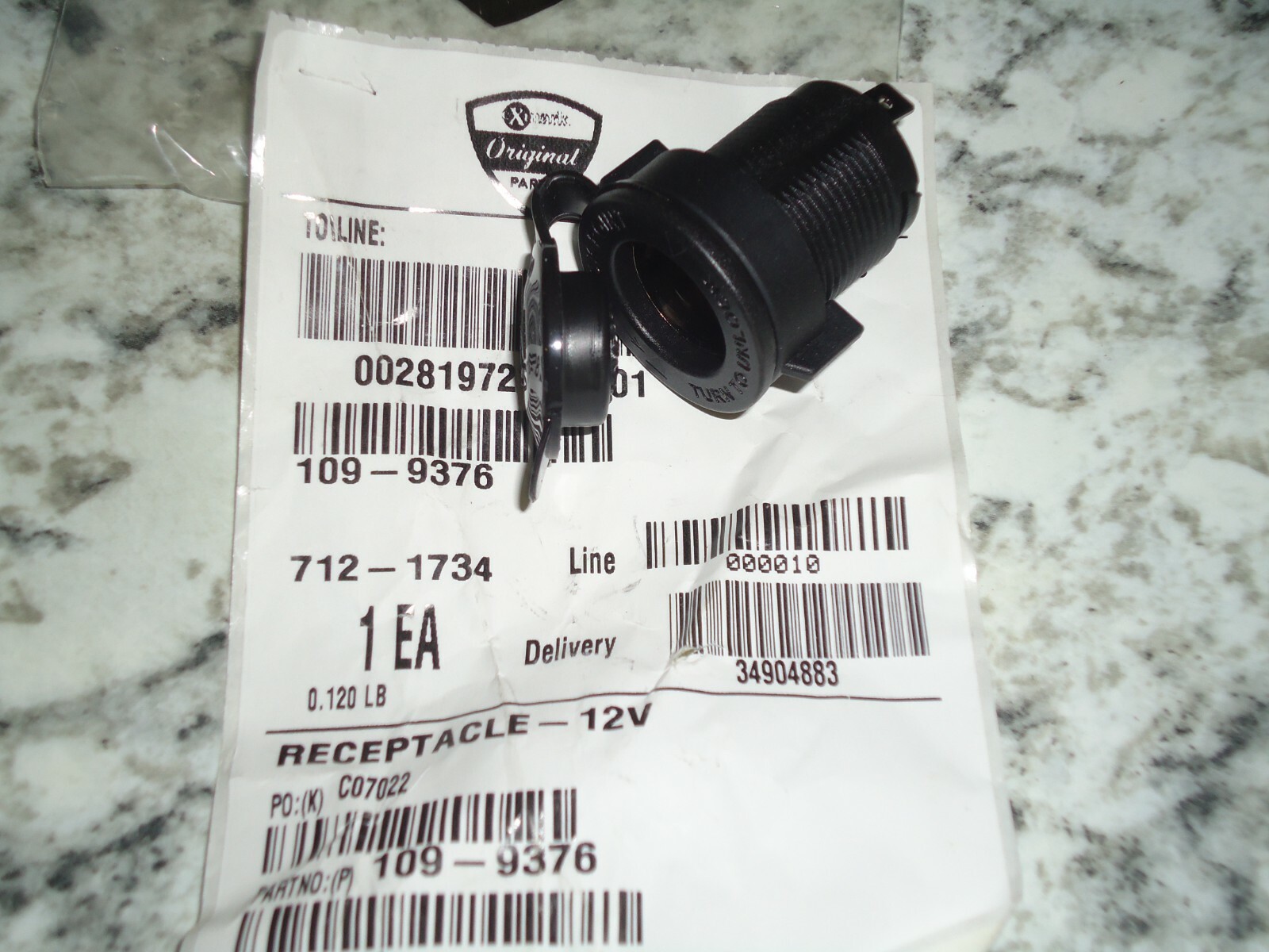 ONE NEW Genuine Toro/Exmark 109-9376 12V Receptacle Lazer