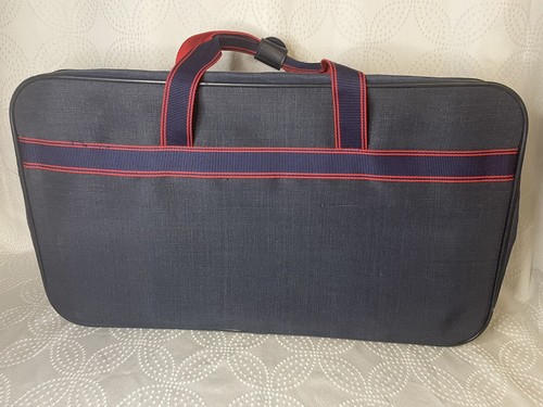 Oscar de La Renta Vintage Luggage Set Travel Bag Studio Canvas  Blue Red