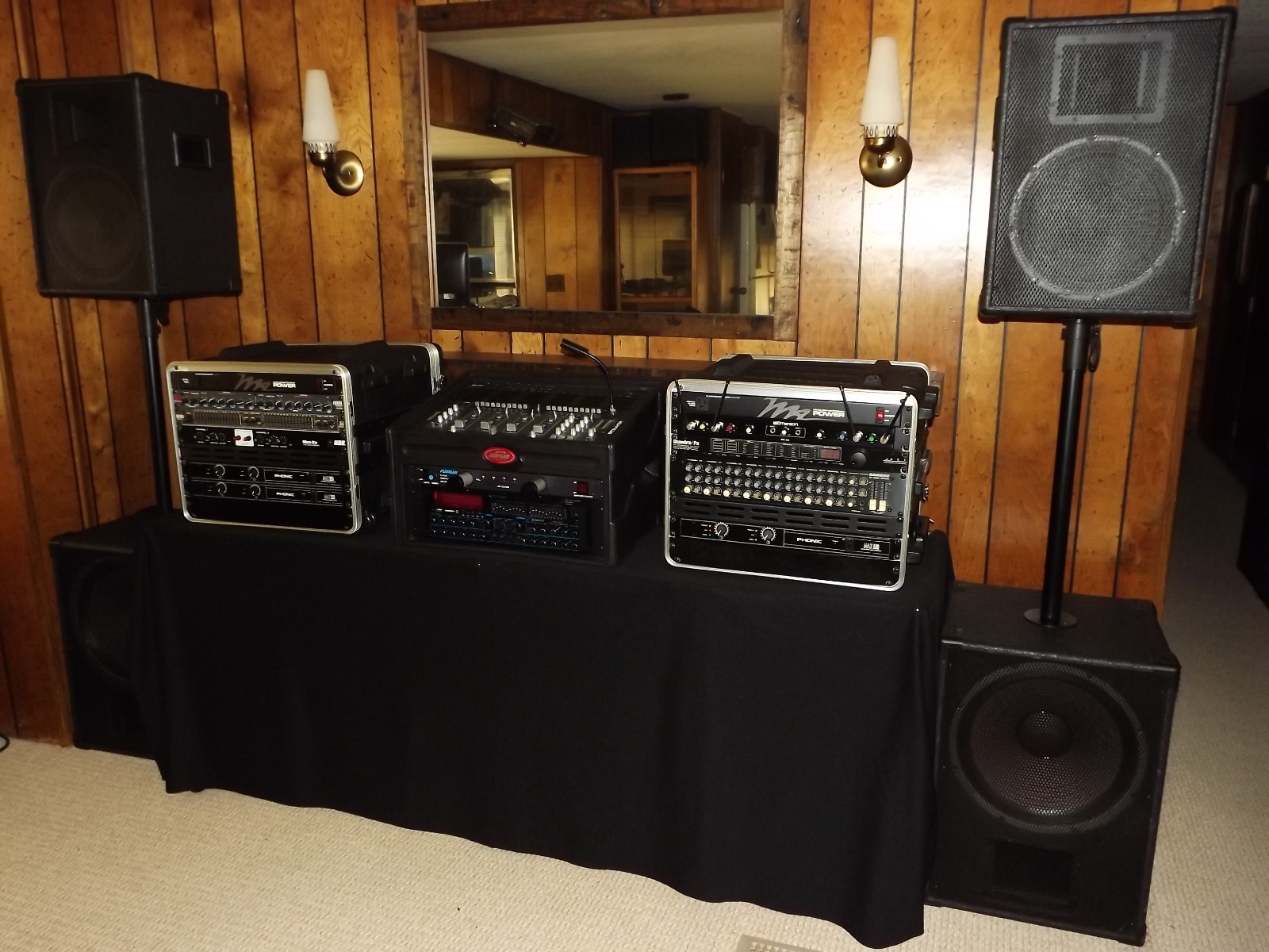 Complete Versatile DJ, Karaoke, Live Band, Night Club, PA Sound System. AWESOME!