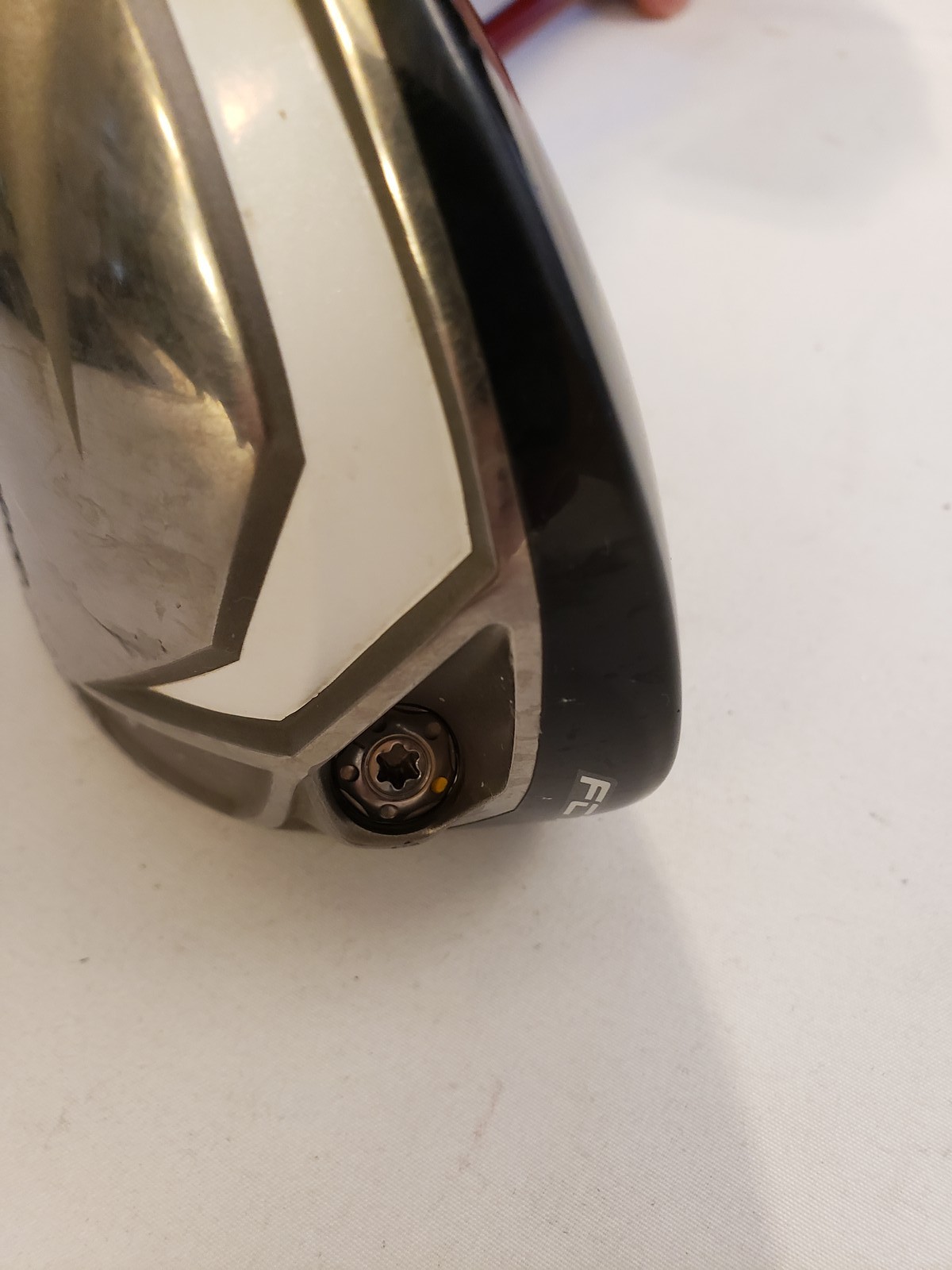 Used TaylorMade R9 Driver 9.5* - Fujikura Motore F1 TP 65 - Stiff - RH