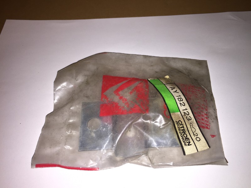 Support Metal Silenbloc Silencieux Echappement Citroen 2cv Ay182123