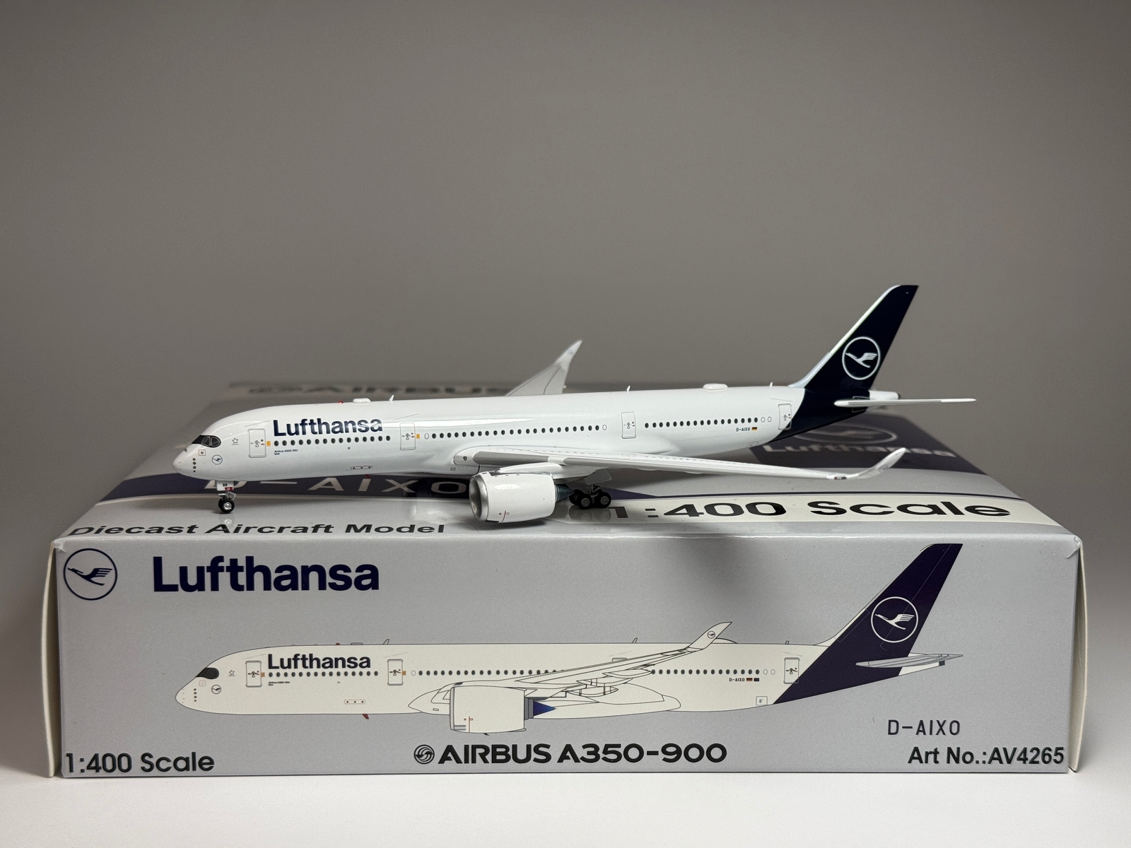 Aviation400 Lufthansa Airbus A350-900 D-AIXO New Livery