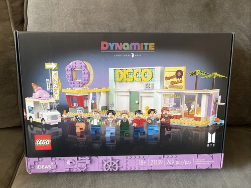 レゴ BTS Dynamite 21339 LEGO® 21339 BTS Dynamite 21339 - ToyPro