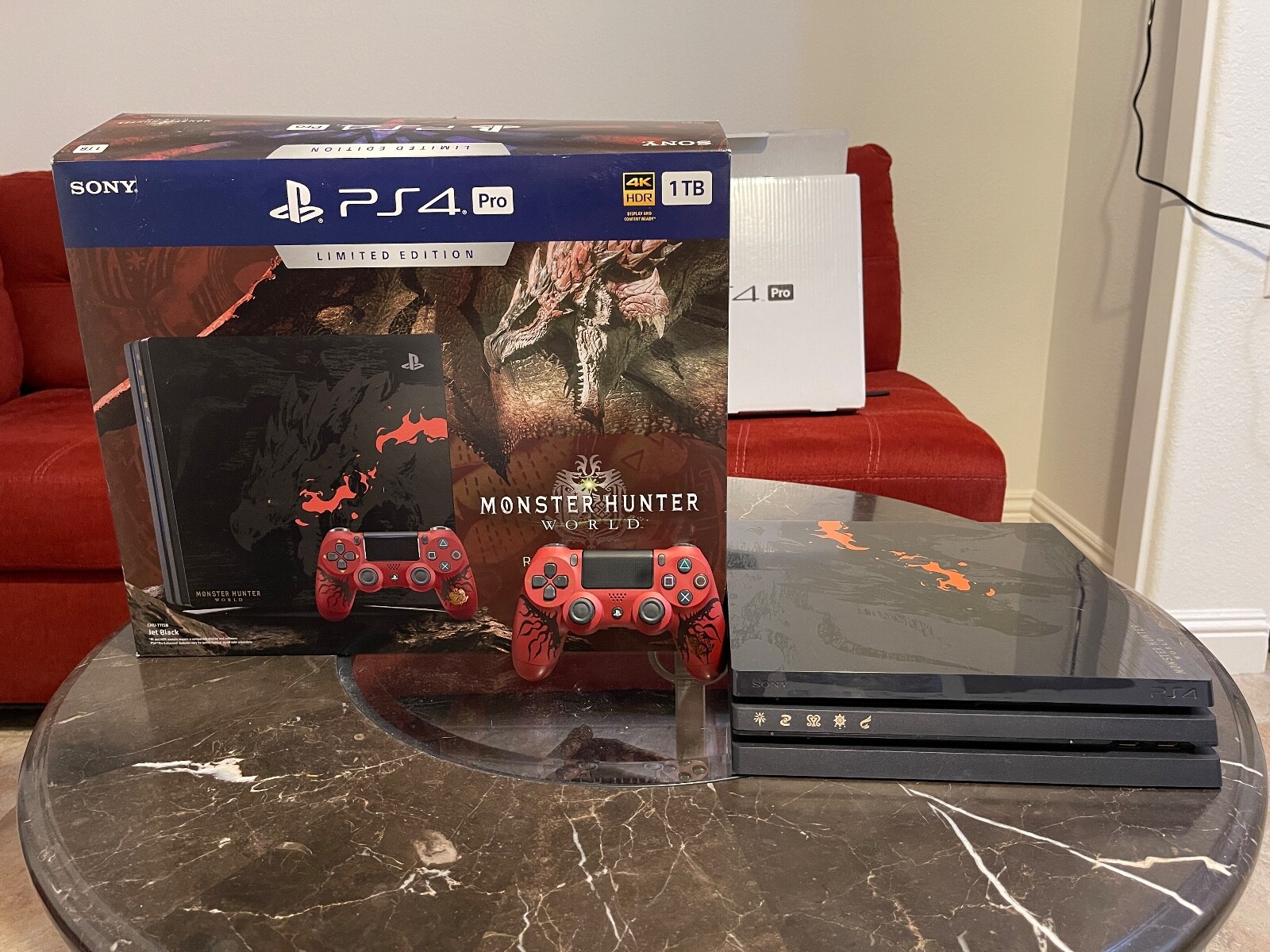 Monster Hunter: World Rathalos Edition – Playstation 4 Pro – 1TB