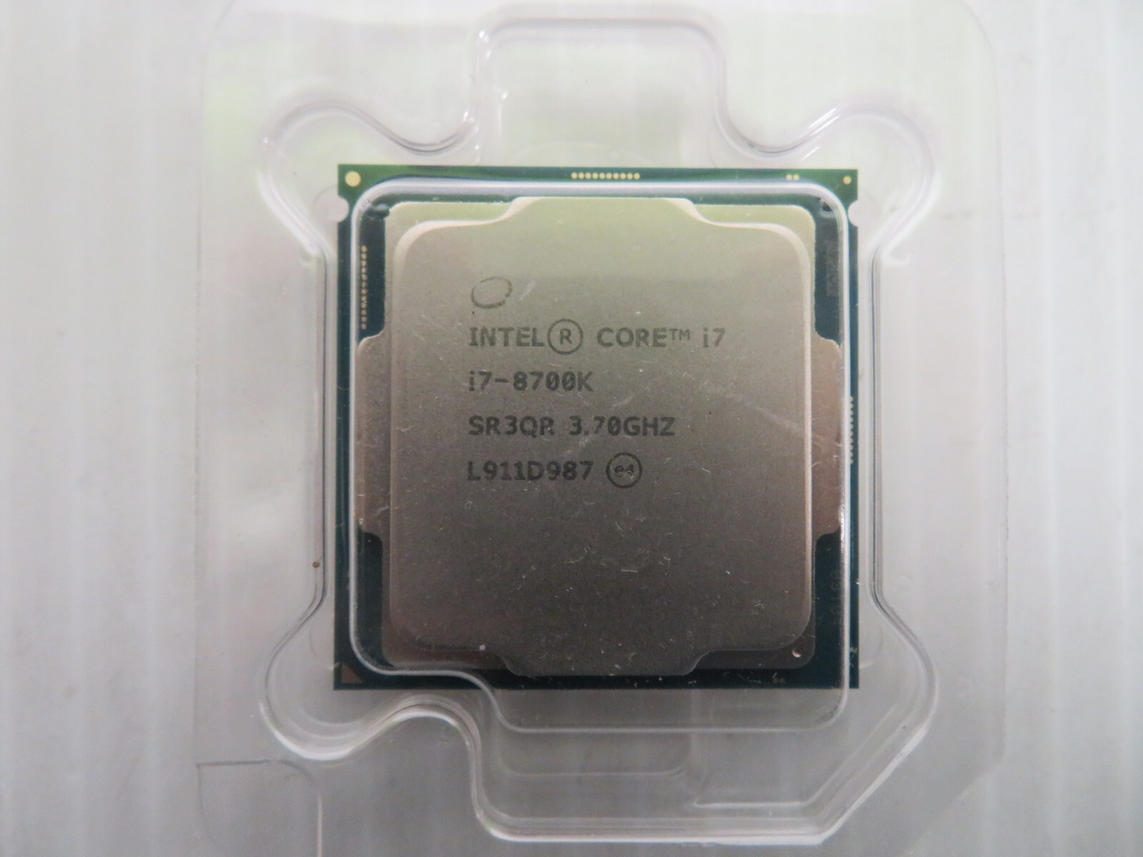 CPU Intel i7-8700K INTEL Core i7-8700K Coffee Lake Hexa-Core 3.7 GHz LGA 1151