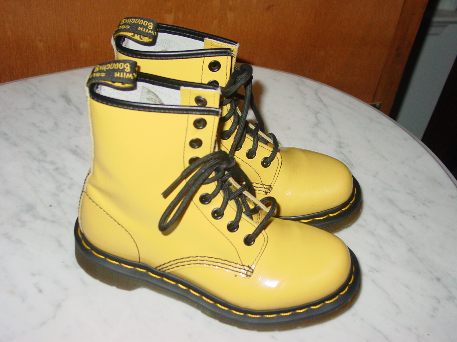 Womens Dr. Martens 8-Hole 11821 Yellow Boots! Size 5 | eBay Womens Dr. Martens 8-Hole 11821 Yellow Boots! Size 5 | eBay