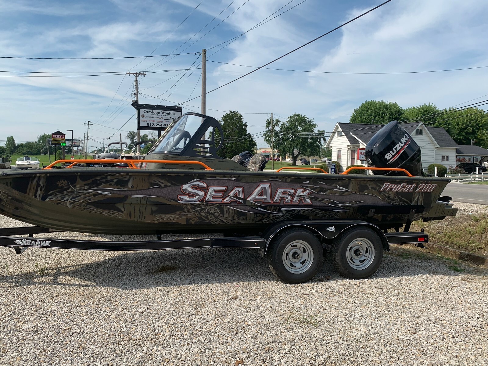 Seaark PROCAT 200 Suzuki 175hp End of 2019 Sale