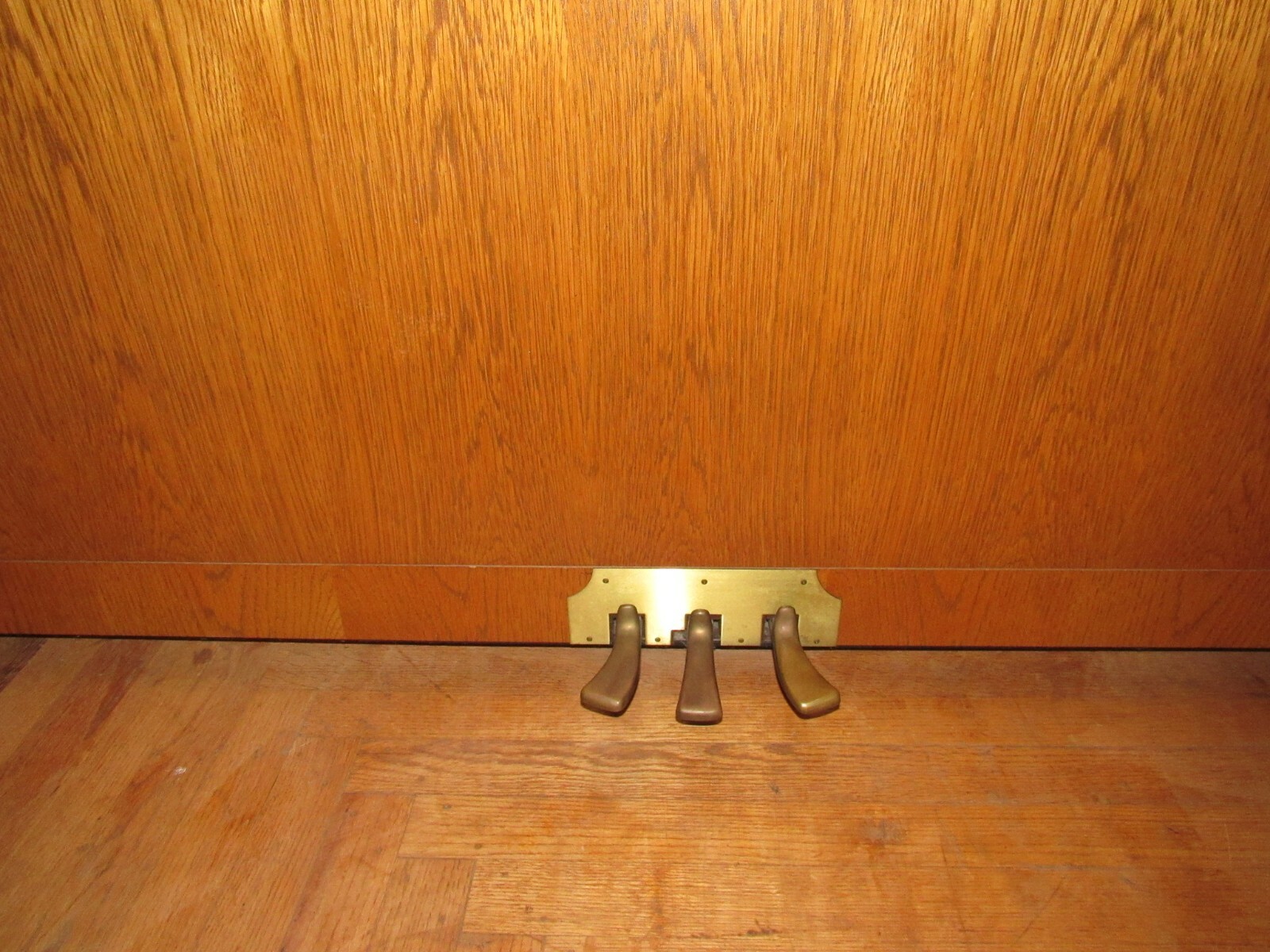 Yamaha Upright Piano M500 F