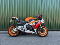 Honda CBR1000RR Fireblade 2015 Repsol Replica 2 Owners Standard Bike 24k 