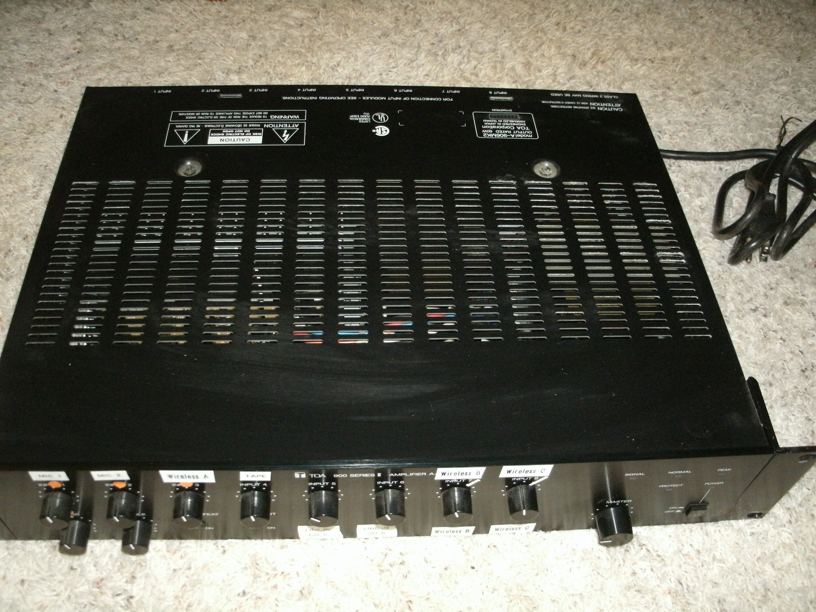 TOA A-906MK2 Amplifier and Mixer - Works Great !!