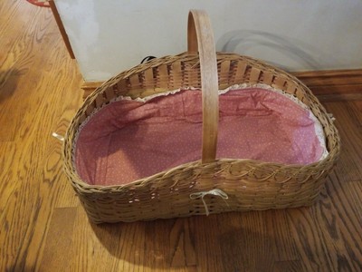 large baby bassinet