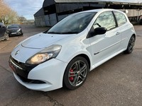 2011 Renault Clio 2.0 16V RenaultSport 200 3dr Cup Pack Spec HATCHBACK Petrol Ma