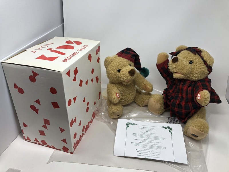avon singing christmas bears