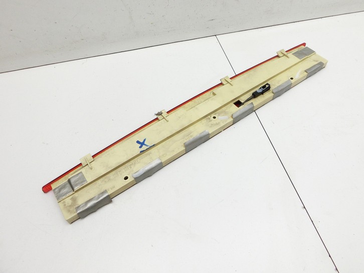 Audi A8 4E 05-08 Kurz Bremslicht 3. Bremsleuchte für Klappe Audi A8 4E 05-08 17.05.2006 4E0945097 4E0945097A... Vorschau 3