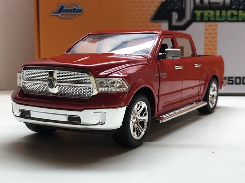 ミニカー jadatoys Just Trucks 2014 RAM 1500 dub JADA TOYS JUST TRUCKS 2014 DODGE RAM 1500 BLACK CUSTOM