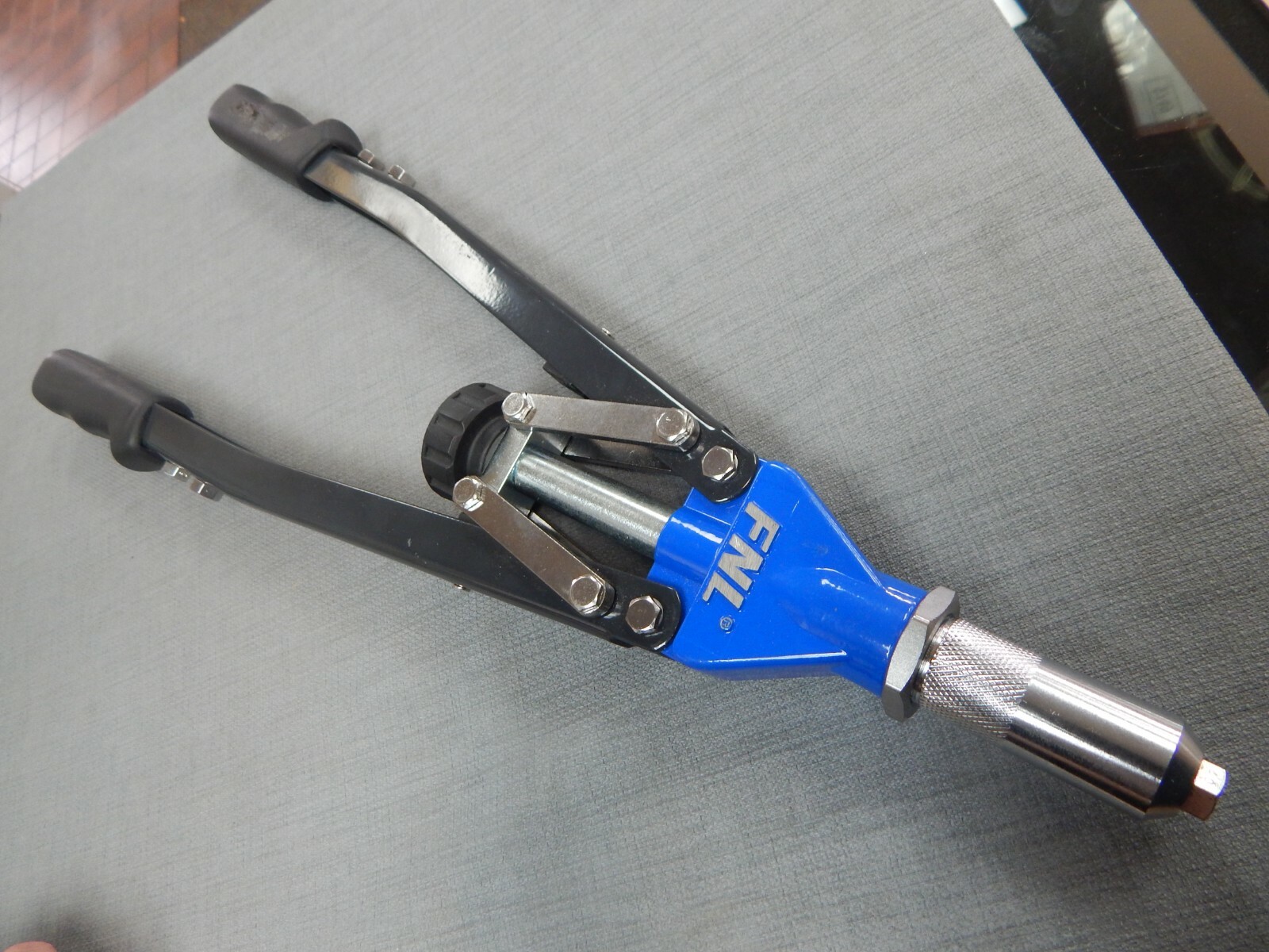 FASTENAL HEAVY DUTY HAND RIVET TOOLのeBay公認海外通販｜セカイモン