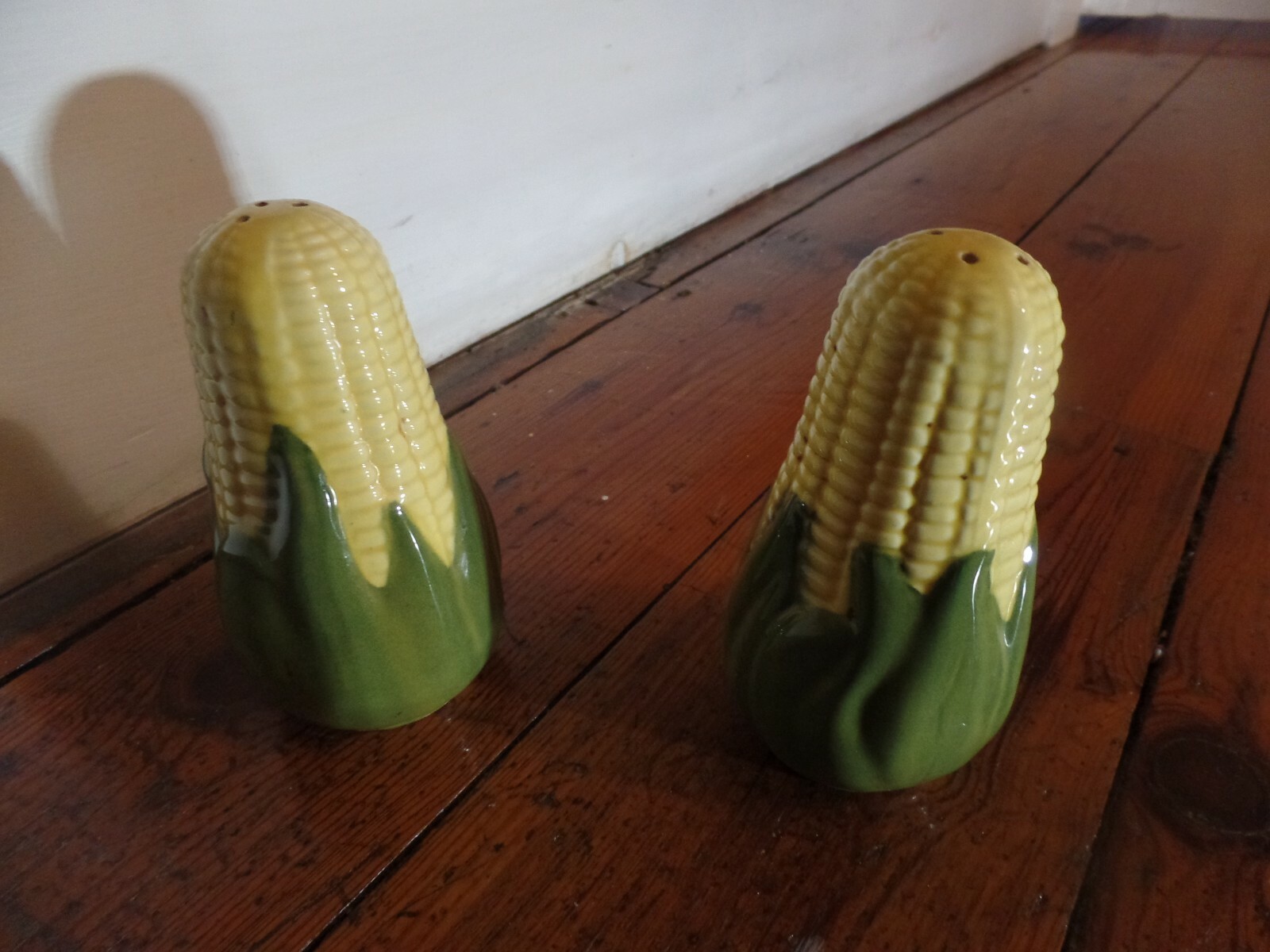 Vintage Salt Pepper Shaker Ear Corn Ceramic 5.5