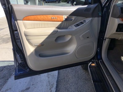 image 8 of interior